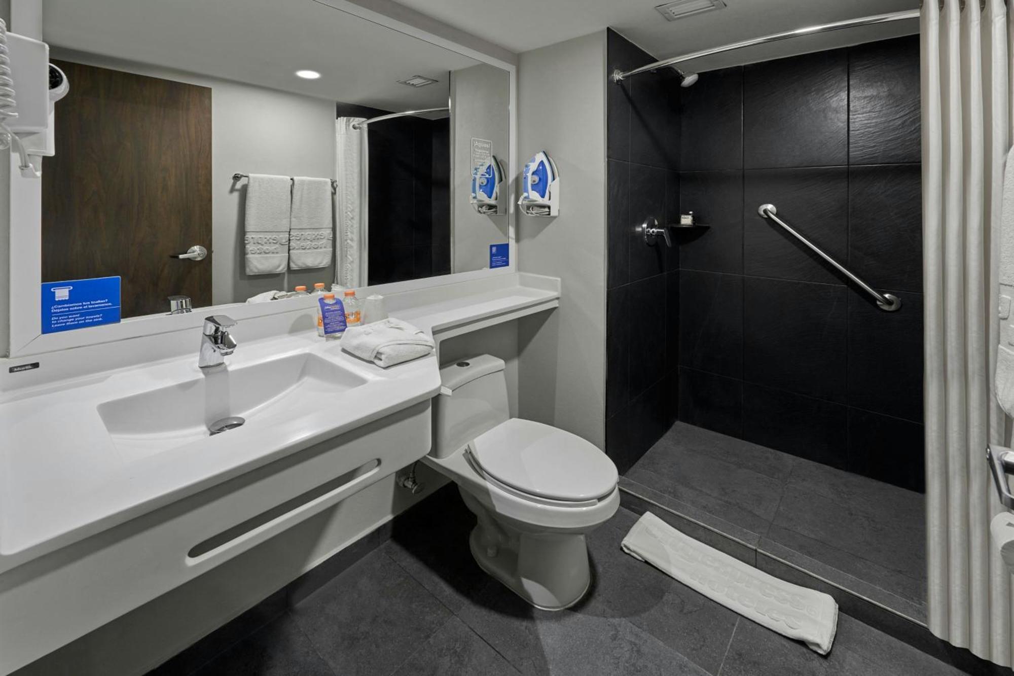 City Express By Marriott La Paz Exterior foto